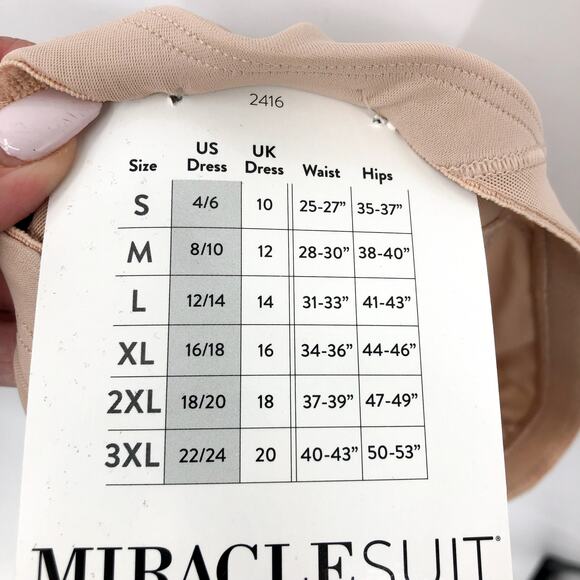 MIRACLE SUIT Instant Tummy Tuck High-Waist Boyshort Medium Warm Beige NWT - Picture 9 of 10